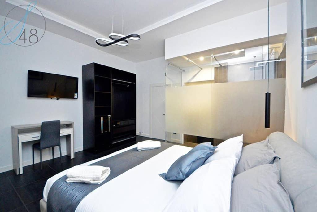 Suite Quarantotto เนเปิลส์ ภายนอก รูปภาพ