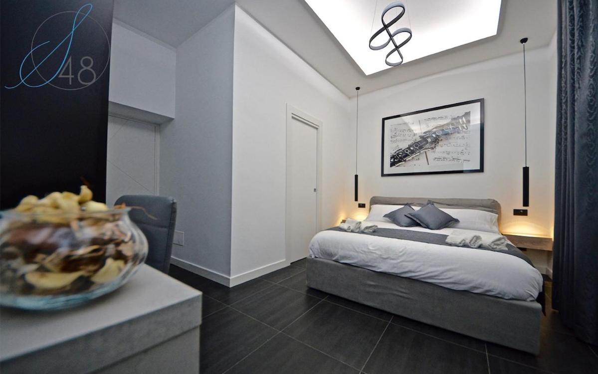 Suite Quarantotto เนเปิลส์ ภายนอก รูปภาพ